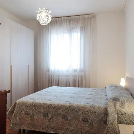 Con 2 E Garage Privato! Appartamento Padova